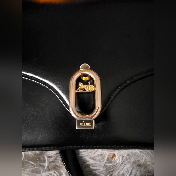Celine Vintage Black & Gold Adjustable ✨️ Beautiful Bag (EUC)(SEE PICS) - Picture 2 of 9